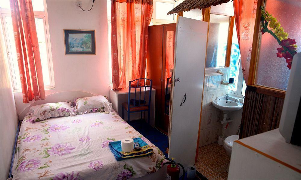 Le Bamboo Guesthouse Mahébourg Екстериор снимка
