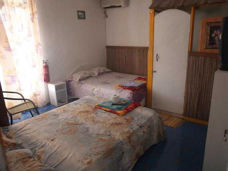 Le Bamboo Guesthouse Mahébourg Екстериор снимка