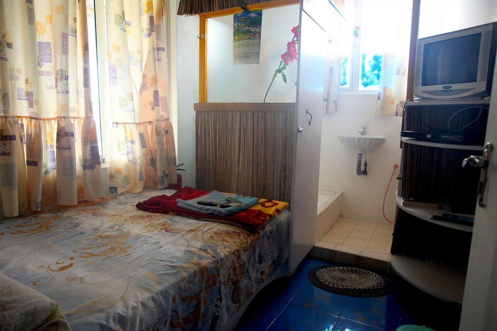 Le Bamboo Guesthouse Mahébourg Екстериор снимка